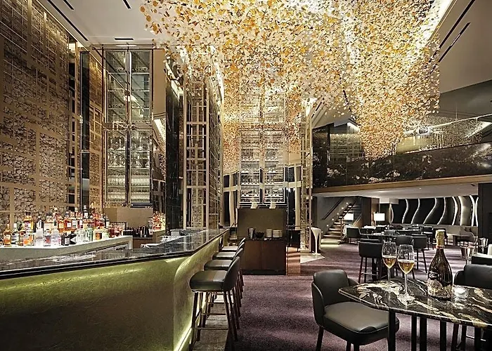 Hotel Signiel 5*