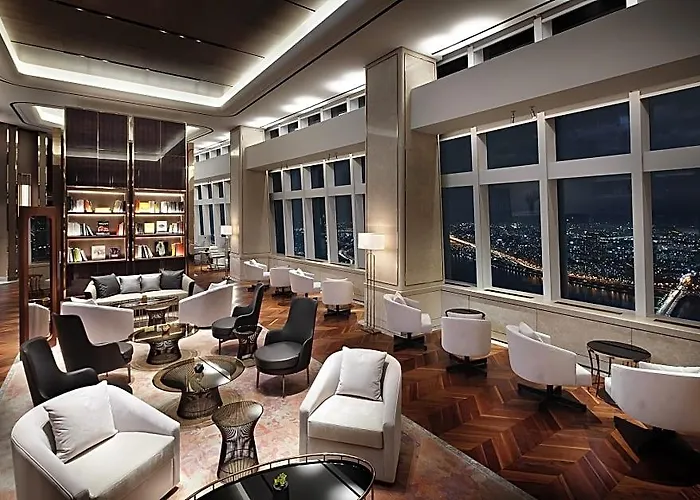 Hotel Signiel 5*