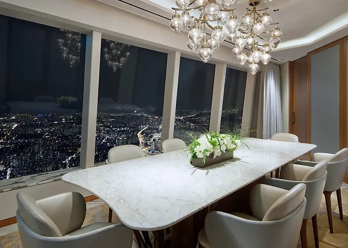 Hotel Signiel 5*
