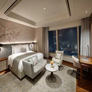 Hotel Signiel 5*