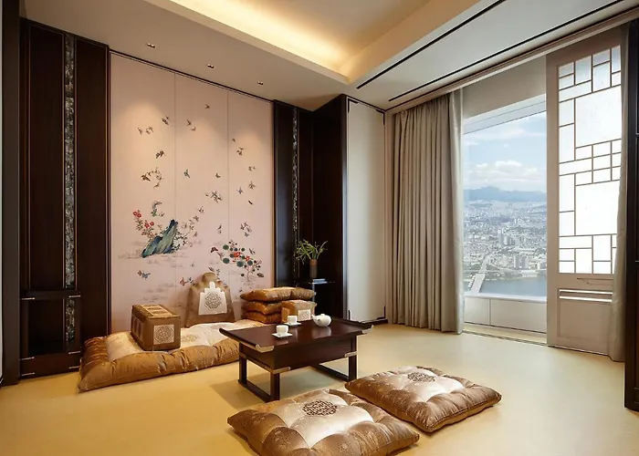 Hotel Signiel 5*